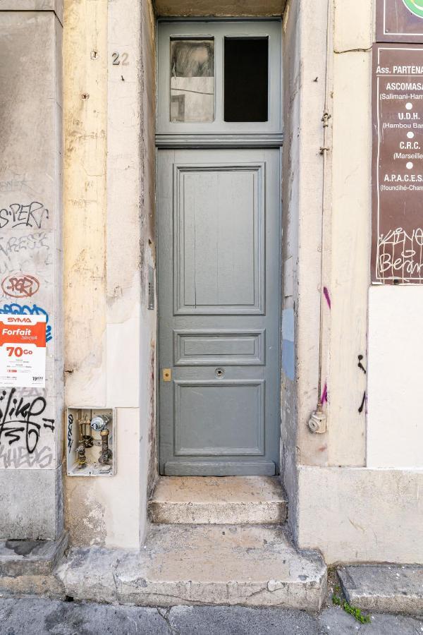 Aurora Lov'Room Proche De Saint Charles Marseille Exterior photo