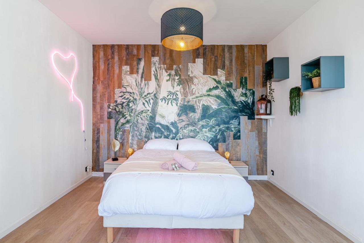 Aurora Lov'Room Proche De Saint Charles Marseille Exterior photo